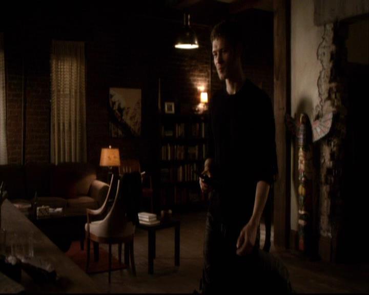 VampireDiariesWorld-dot-org_2x22AsILayDying0814.jpg