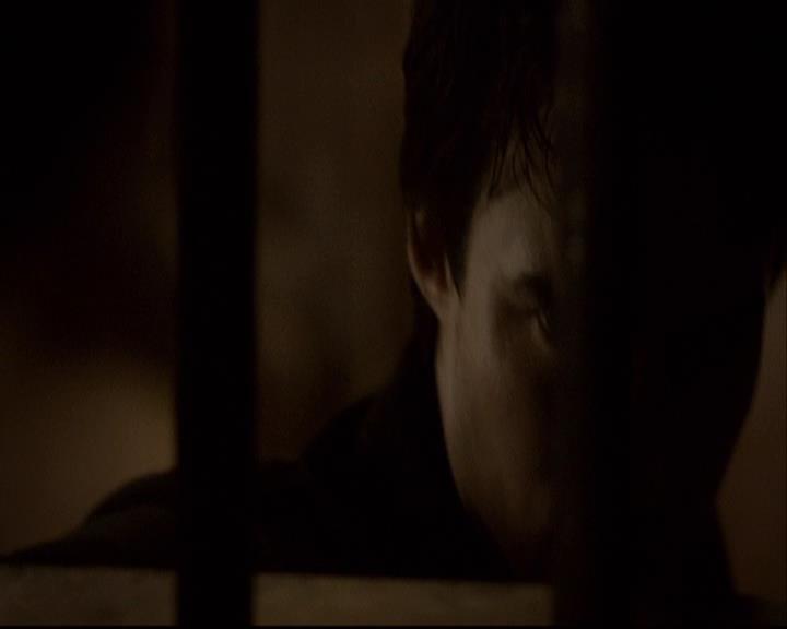 VampireDiariesWorld-dot-org_2x22AsILayDying0864.jpg