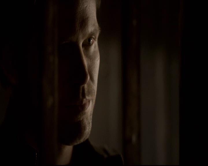 VampireDiariesWorld-dot-org_2x22AsILayDying0877.jpg