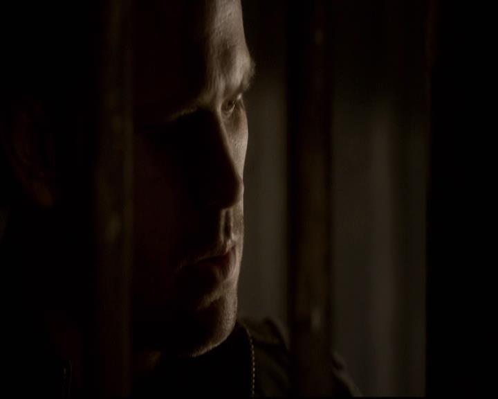 VampireDiariesWorld-dot-org_2x22AsILayDying0883.jpg