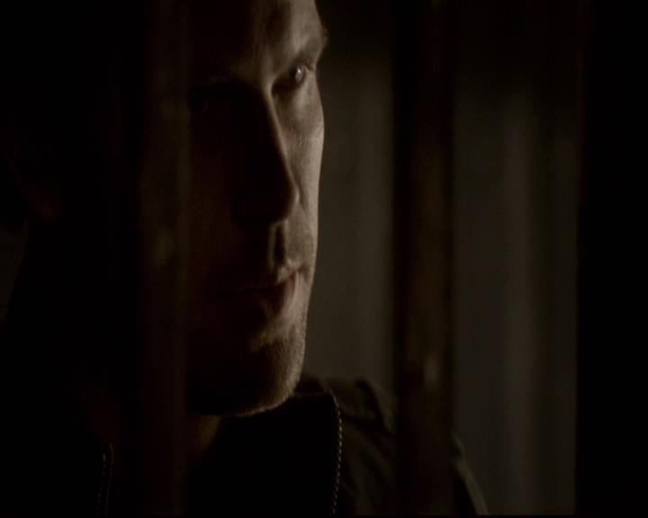 VampireDiariesWorld-dot-org_2x22AsILayDying0886.jpg