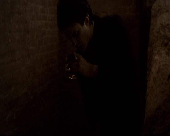 VampireDiariesWorld-dot-org_2x22AsILayDying0894.jpg