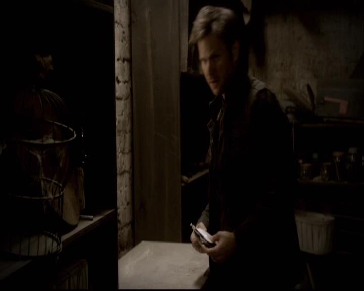 VampireDiariesWorld-dot-org_2x22AsILayDying0948.jpg