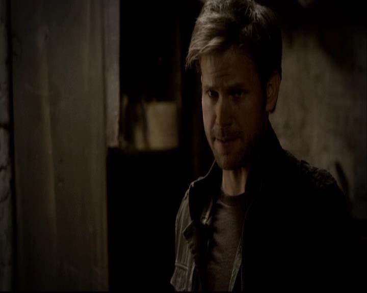 VampireDiariesWorld-dot-org_2x22AsILayDying0952.jpg