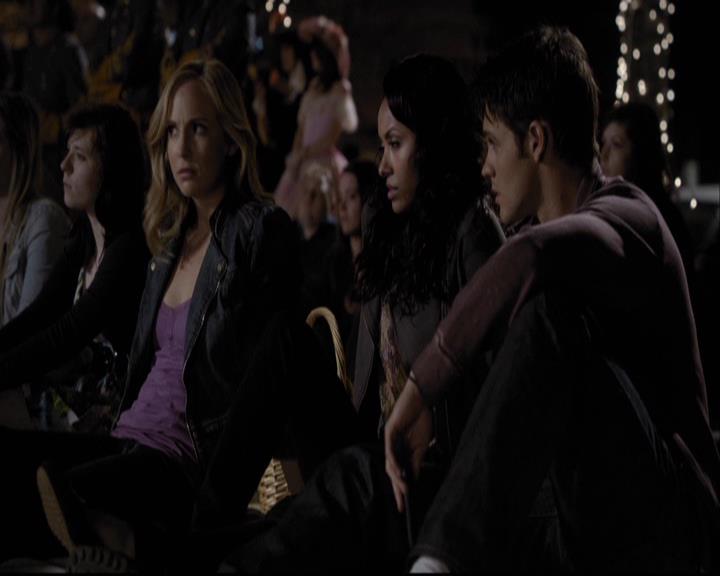 VampireDiariesWorld-dot-org_2x22AsILayDying0980.jpg