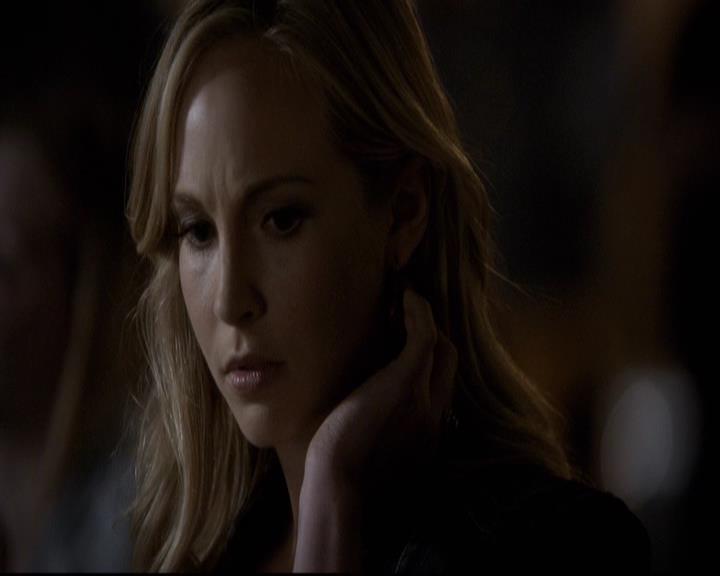 VampireDiariesWorld-dot-org_2x22AsILayDying0988.jpg