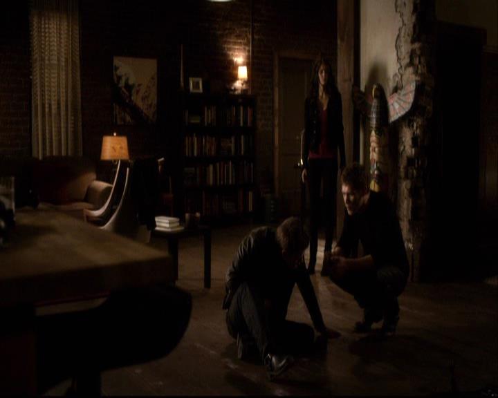 VampireDiariesWorld-dot-org_2x22AsILayDying1017.jpg