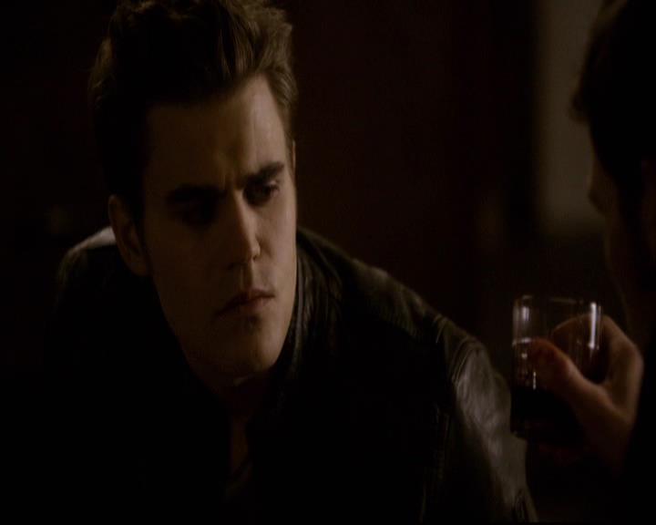 VampireDiariesWorld-dot-org_2x22AsILayDying1031.jpg