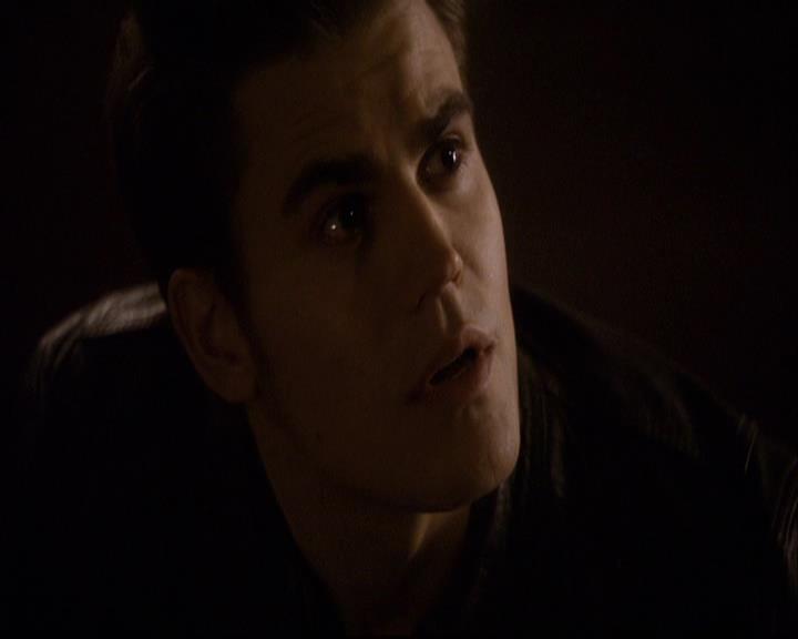 VampireDiariesWorld-dot-org_2x22AsILayDying1050.jpg