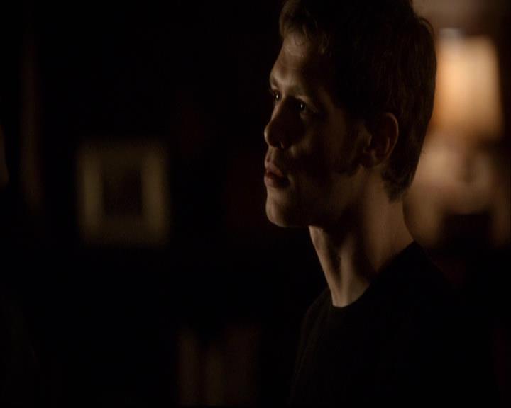 VampireDiariesWorld-dot-org_2x22AsILayDying1057.jpg