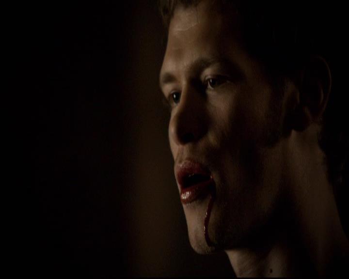 VampireDiariesWorld-dot-org_2x22AsILayDying1084.jpg