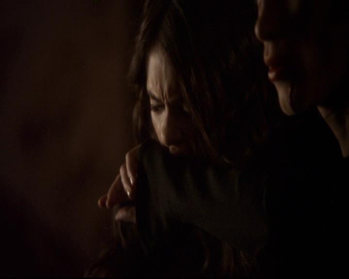 VampireDiariesWorld-dot-org_2x22AsILayDying1086.jpg