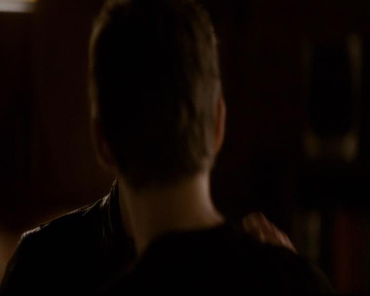 VampireDiariesWorld-dot-org_2x22AsILayDying1108.jpg