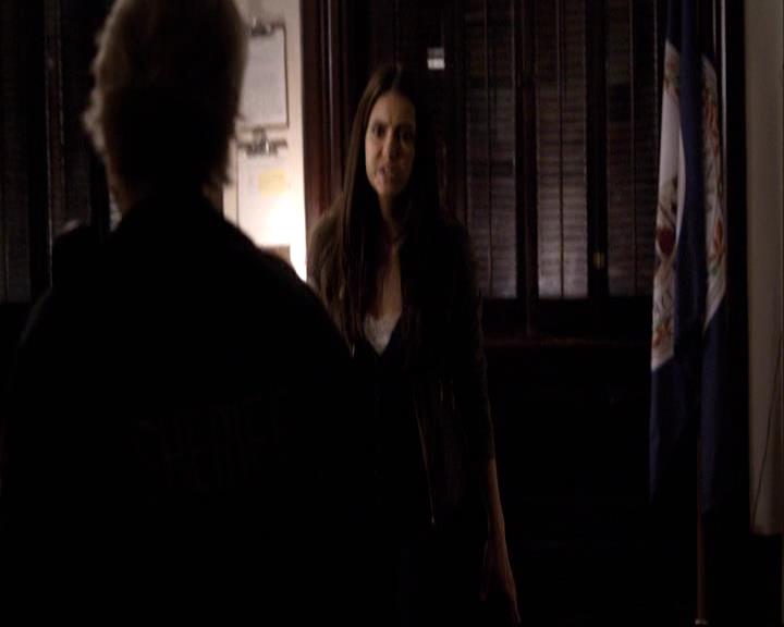 VampireDiariesWorld-dot-org_2x22AsILayDying1148.jpg