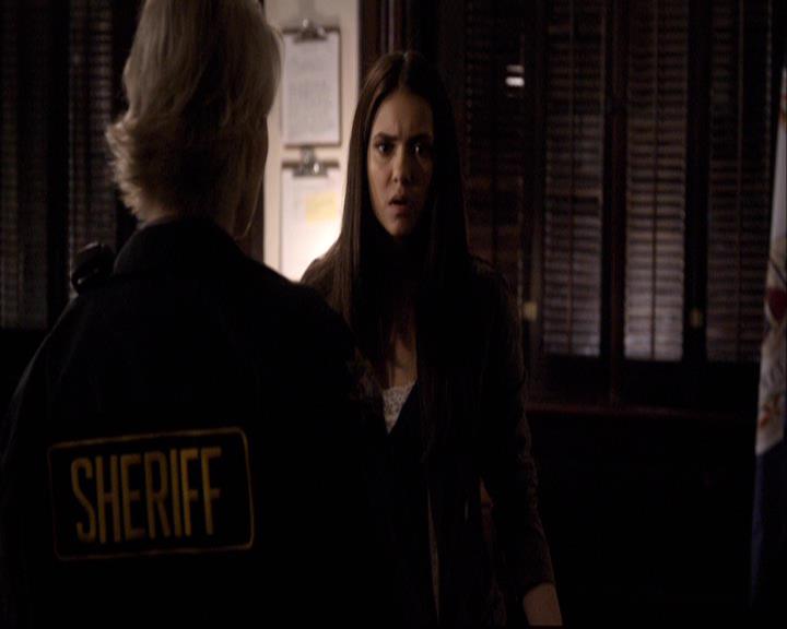 VampireDiariesWorld-dot-org_2x22AsILayDying1149.jpg