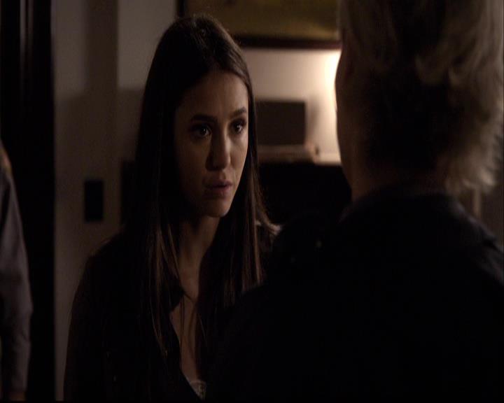 VampireDiariesWorld-dot-org_2x22AsILayDying1164.jpg