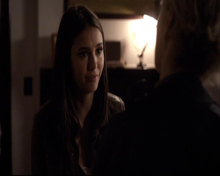 VampireDiariesWorld-dot-org_2x22AsILayDying1166.jpg