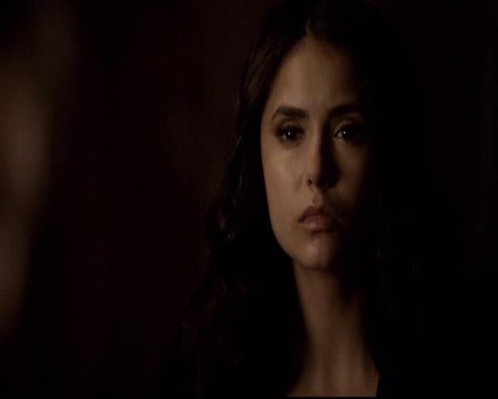 VampireDiariesWorld-dot-org_2x22AsILayDying1318.jpg