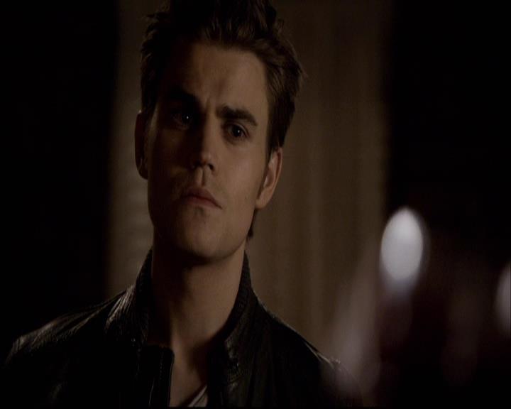 VampireDiariesWorld-dot-org_2x22AsILayDying1320.jpg