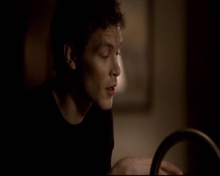 VampireDiariesWorld-dot-org_2x22AsILayDying1337.jpg