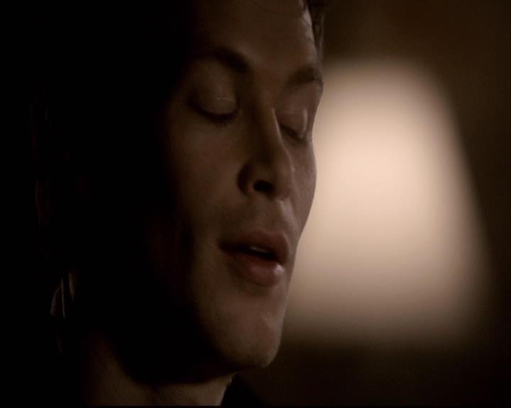 VampireDiariesWorld-dot-org_2x22AsILayDying1358.jpg