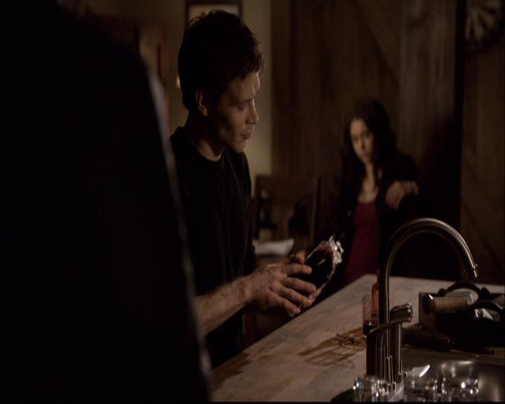 VampireDiariesWorld-dot-org_2x22AsILayDying1361.jpg