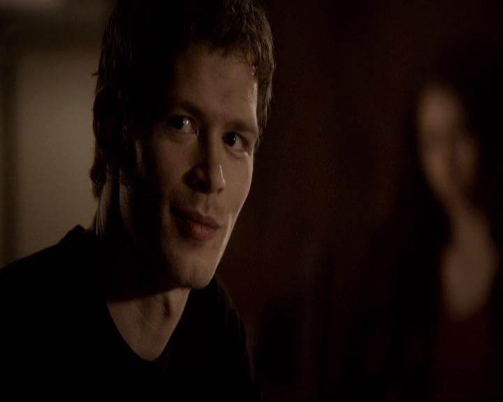 VampireDiariesWorld-dot-org_2x22AsILayDying1367.jpg