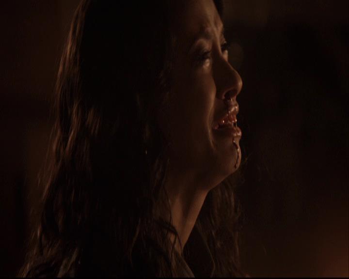 VampireDiariesWorld-dot-org_2x22AsILayDying1452.jpg