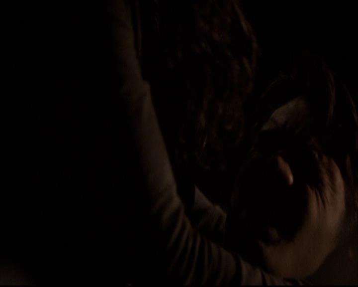 VampireDiariesWorld-dot-org_2x22AsILayDying1492.jpg