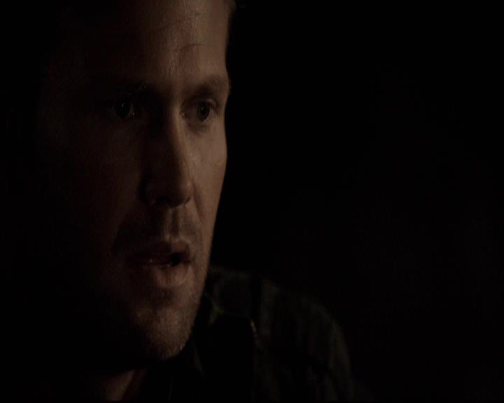 VampireDiariesWorld-dot-org_2x22AsILayDying1494.jpg