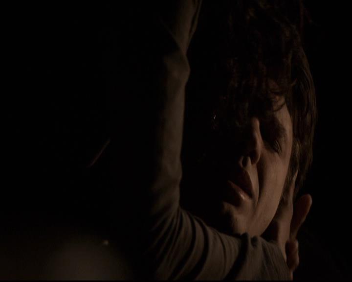 VampireDiariesWorld-dot-org_2x22AsILayDying1495.jpg