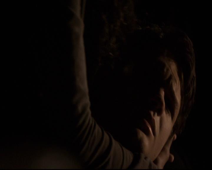 VampireDiariesWorld-dot-org_2x22AsILayDying1496.jpg