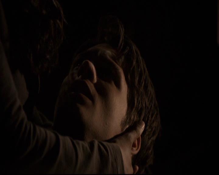 VampireDiariesWorld-dot-org_2x22AsILayDying1498.jpg