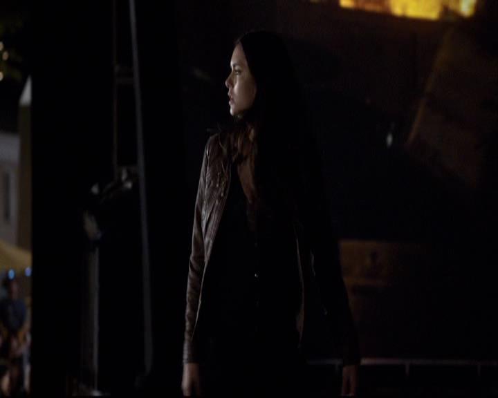 VampireDiariesWorld-dot-org_2x22AsILayDying1522.jpg