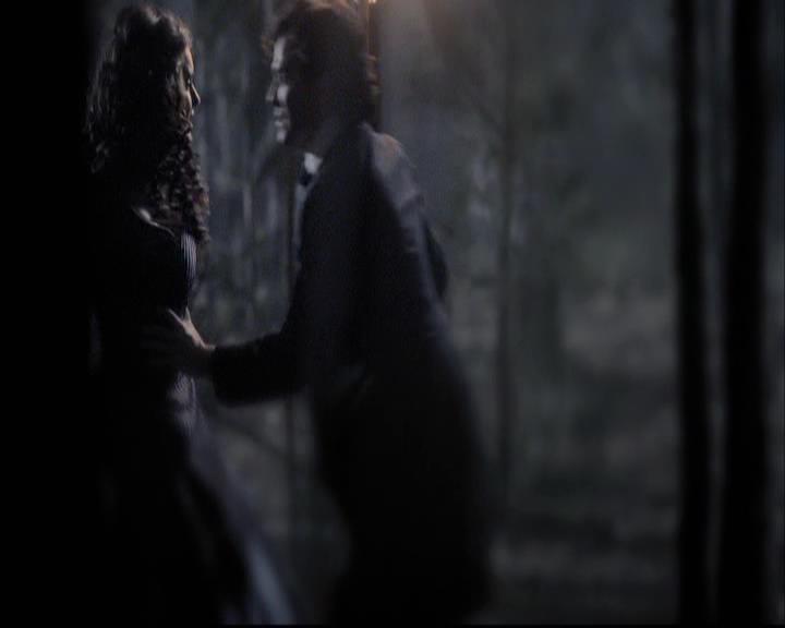 VampireDiariesWorld-dot-org_2x22AsILayDying1539.jpg