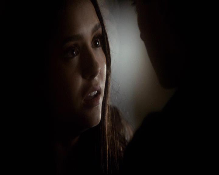 VampireDiariesWorld-dot-org_2x22AsILayDying1570.jpg