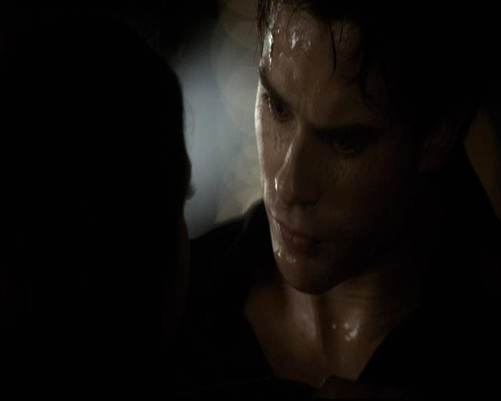 VampireDiariesWorld-dot-org_2x22AsILayDying1582.jpg