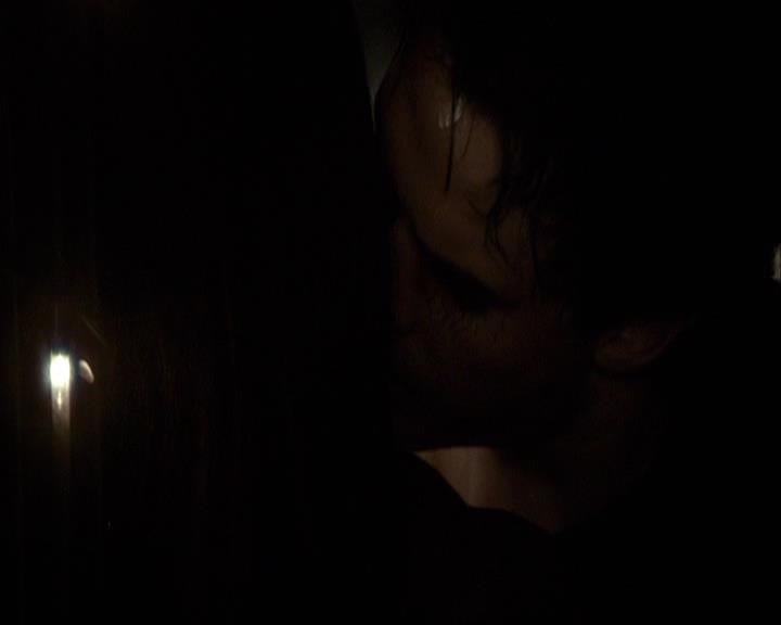 VampireDiariesWorld-dot-org_2x22AsILayDying1585.jpg