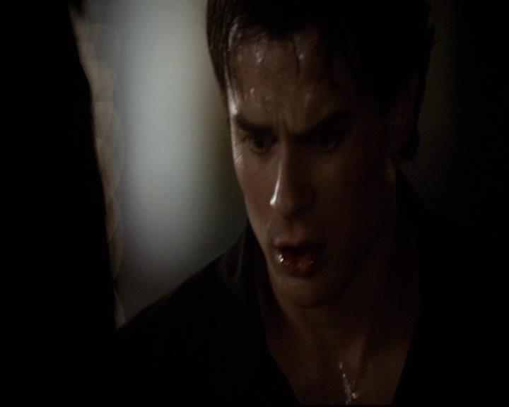 VampireDiariesWorld-dot-org_2x22AsILayDying1603.jpg