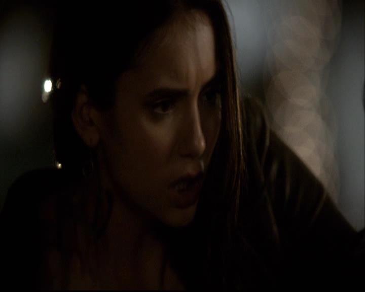 VampireDiariesWorld-dot-org_2x22AsILayDying1606.jpg