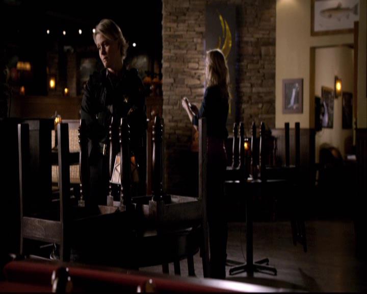 VampireDiariesWorld-dot-org_2x22AsILayDying1620.jpg