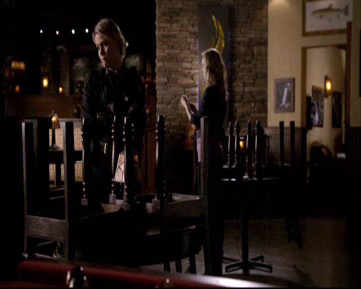 VampireDiariesWorld-dot-org_2x22AsILayDying1622.jpg