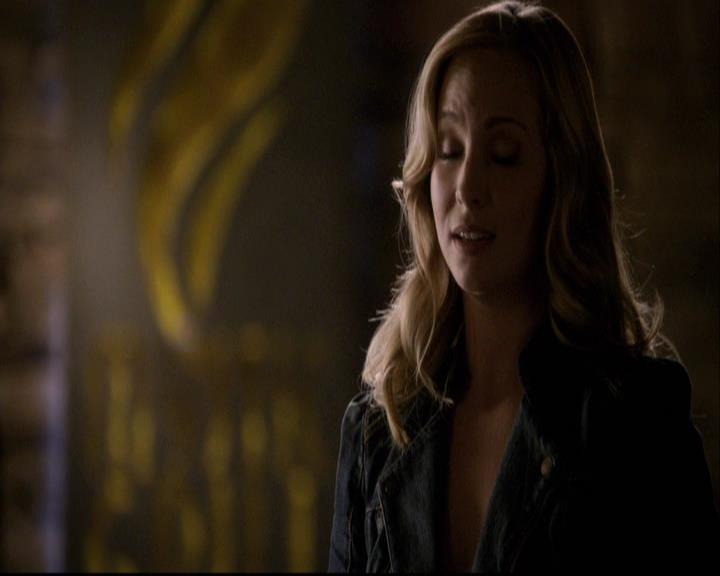 VampireDiariesWorld-dot-org_2x22AsILayDying1635.jpg