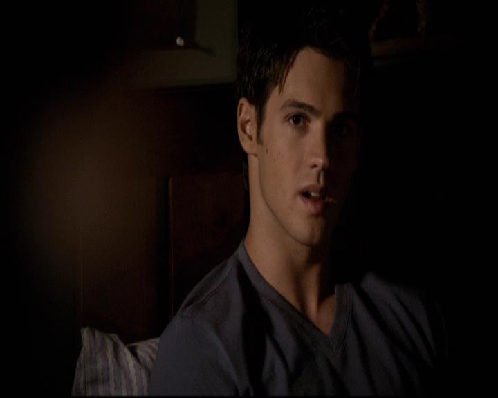 VampireDiariesWorld-dot-org_2x22AsILayDying1735.jpg