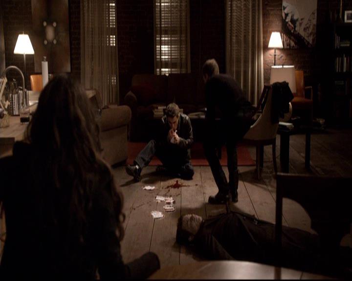 VampireDiariesWorld-dot-org_2x22AsILayDying1875.jpg