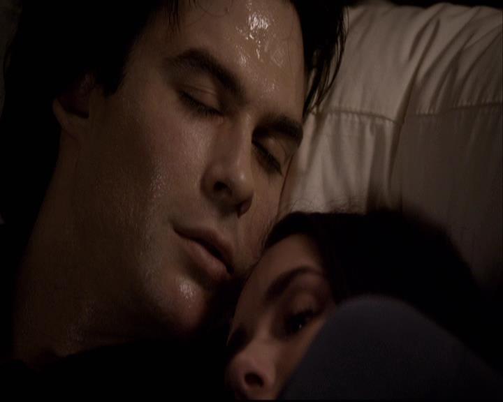 VampireDiariesWorld-dot-org_2x22AsILayDying1984.jpg