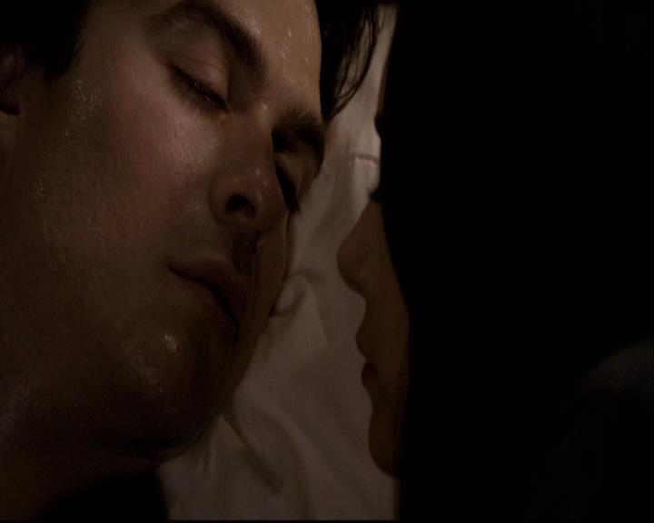 VampireDiariesWorld-dot-org_2x22AsILayDying2013.jpg