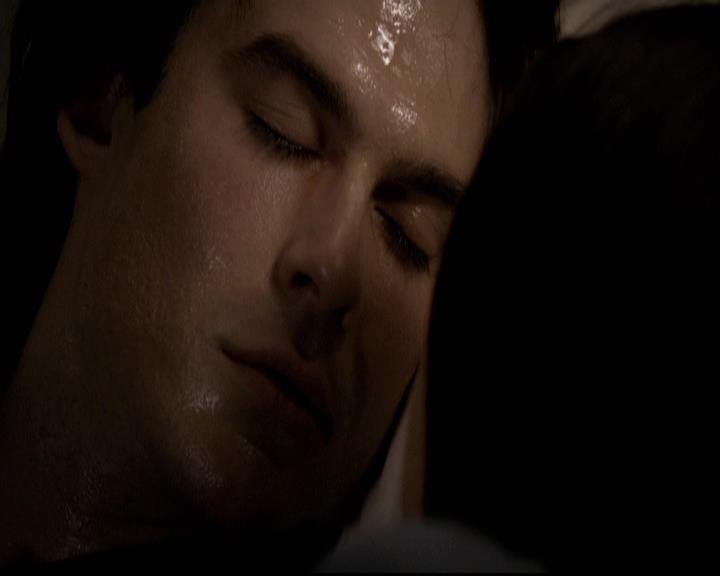 VampireDiariesWorld-dot-org_2x22AsILayDying2021.jpg