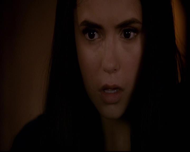 VampireDiariesWorld-dot-org_2x22AsILayDying2082.jpg