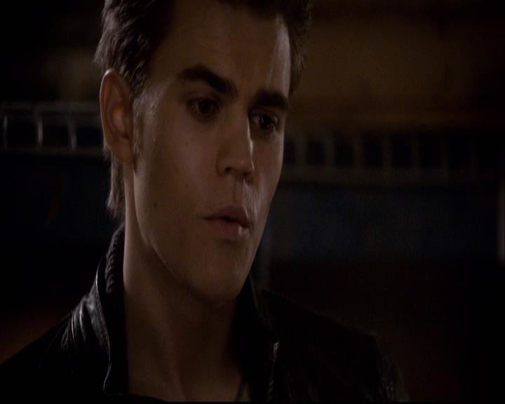 VampireDiariesWorld-dot-org_2x22AsILayDying2115.jpg